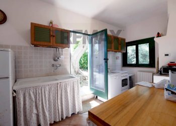 Cucina - Villa Strada Comunale Cristallina
 
14, Mola di Bari - photo 17