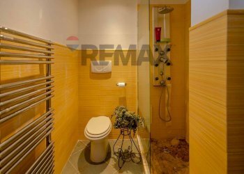 Bagno - Terraced Villa Via Oberdan
 
376, Noicàttaro - photo 7