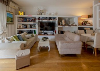 Soggiorno - Terraced Villa Via Oberdan
 
376, Noicàttaro - photo 11