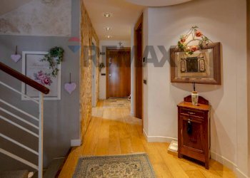 Hall / corridoio - Terraced Villa Via Oberdan
 
376, Noicàttaro - photo 13