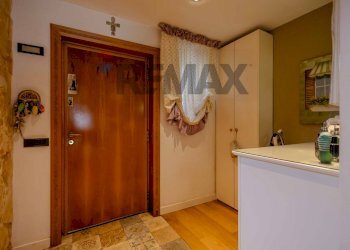 Hall / corridoio - Terraced Villa Via Oberdan
 
376, Noicàttaro - photo 14