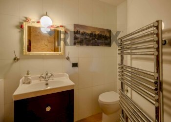 Bagno - Terraced Villa Via Oberdan
 
376, Noicàttaro - photo 15