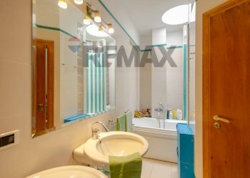 Bagno - Terraced Villa Via Oberdan
 
376, Noicàttaro - photo 20