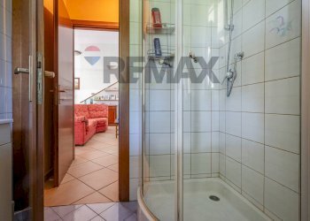 Bagno - Semi-detached house VIA MUGHETTI 13, Viggiù - photo 12
