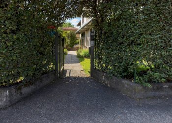 Giardino - Semi-detached house VIA MUGHETTI 13, Viggiù - photo 3