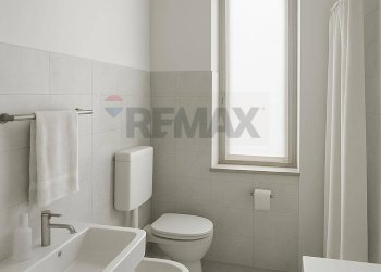 Bagno - Bilocale via cavour
 
44, Arcisate - foto 7