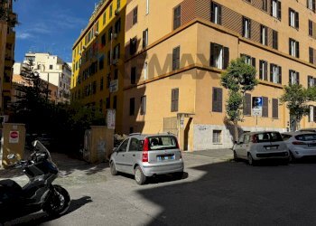 Edificio all\'aperto - Commercial Premises Via Domodossola
27, Roma - photo 1