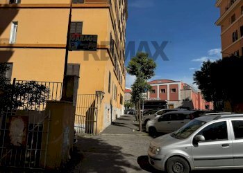 Edificio all\'aperto - Commercial Premises Via Domodossola
27, Roma - photo 5