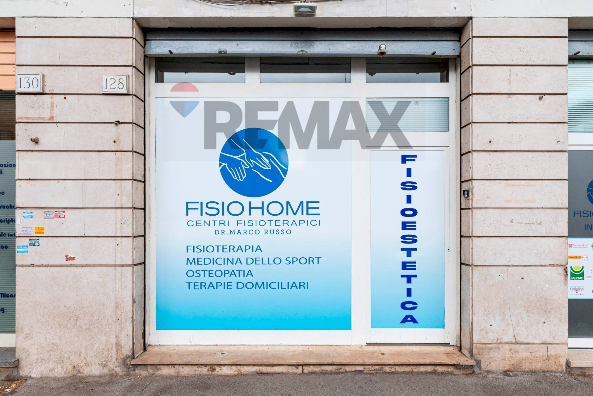 Edificio all\'aperto - Commercial Premises via Francesco Laparelli
 
128, Roma - photo 1