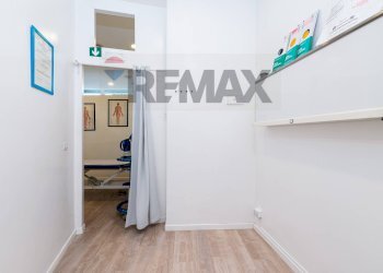 Hall / corridoio - Commercial Premises via Francesco Laparelli
128, Roma - photo 17