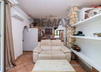 Soggiorno - Trilocale via Tarquinio Prisco
 
26, Guidonia Montecelio - foto 3