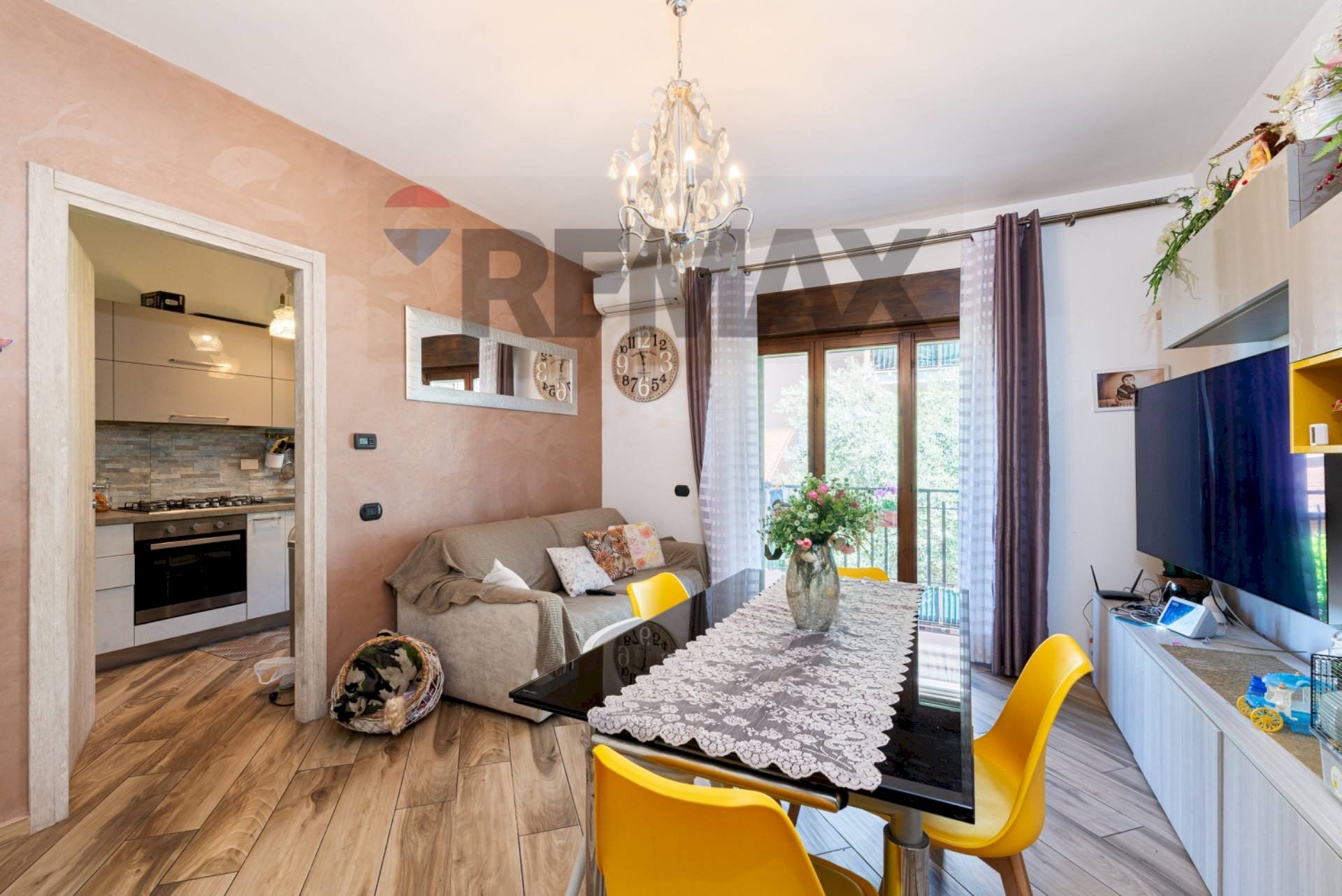 Sala da pranzo - Trilocale via San Martino
 
213, Monterotondo - foto 1