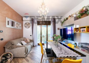 Sala da pranzo - Trilocale via San Martino
 
213, Monterotondo - foto 2