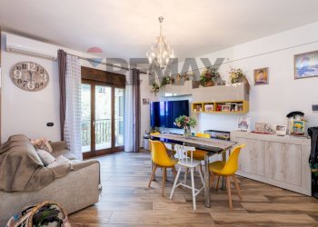Sala da pranzo - Trilocale via San Martino
 
213, Monterotondo - foto 3