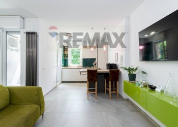 Sala da pranzo - Three-room apartment Via Sergio Tofano
109, Roma - photo 3