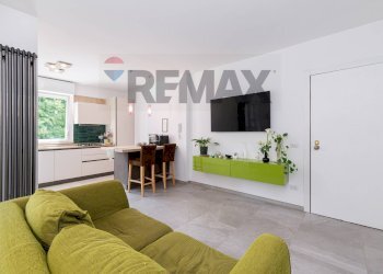 Soggiorno - Three-room apartment Via Sergio Tofano
109, Roma - photo 6