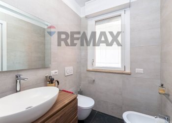 Bagno - Three-room apartment Via Sergio Tofano
109, Roma - photo 20