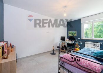 Camera / camera da letto - Three-room apartment Via Sergio Tofano
109, Roma - photo 22