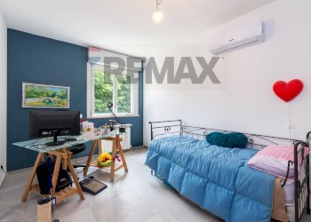 Camera / camera da letto - Three-room apartment Via Sergio Tofano
109, Roma - photo 23
