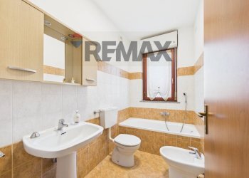 Bagno - Appartamento via Repubblica
 
45, Cura Carpignano - foto 10