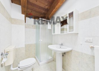 Bagno - Appartamento via Repubblica
 
45, Cura Carpignano - foto 17