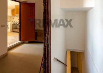 Hall / corridoio - Casa indipendente Via Cannella
 
6, Caltagirone - foto 9