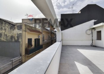 Terrazza - Casa semi indipendente Via Camillo Benso Conte di Cavour
 
198, Misterbianco - foto 27