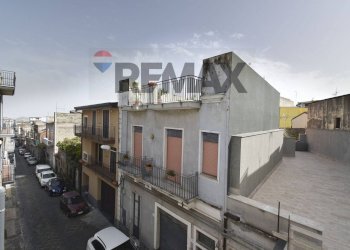 Edificio all\'aperto - Casa semi indipendente Via Camillo Benso Conte di Cavour
 
198, Misterbianco - foto 29