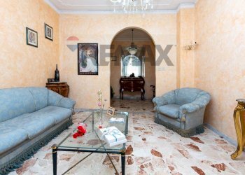 Salone d\'ingresso - Appartamento Via Pietro Mascagni
 
41, Acireale - foto 3