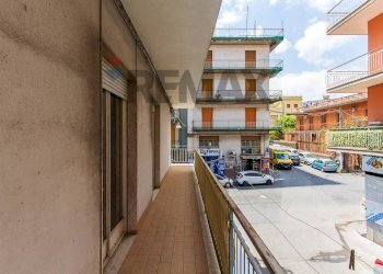Balcone su Via P. Mascagni - Appartamento Via Pietro Mascagni
 
41, Acireale - foto 23