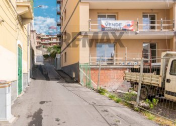 Edificio all\'aperto - Three-room apartment Via Claudio Claudiano
 
snc, Catania - photo 35