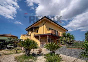Casa all\'aperto - Semi-detached house Via Pescara
 
7, Mascalucia - photo 2