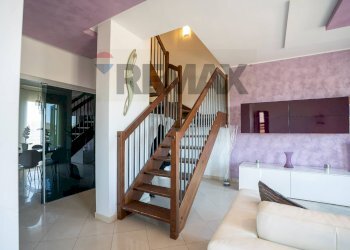 Scale - Semi-detached house Via Pescara
 
7, Mascalucia - photo 11