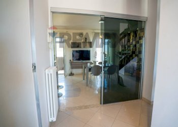 Hall / corridoio - Semi-detached house Via Pescara
 
7, Mascalucia - photo 13