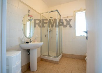 Bagno - Semi-detached house Via Pescara
 
7, Mascalucia - photo 19