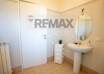 Bagno - Semi-detached house Via Pescara
 
7, Mascalucia - photo 21
