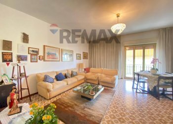 Sala da pranzo - Four-room apartment Via Maestri Del Lavoro
 
9, Catania - photo 4