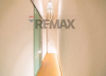 Hall / corridoio - Independent house Via della Regione Siciliana
 
10, Valverde - photo 6
