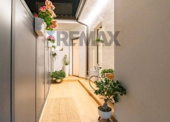 Ricezione / Lobby - Independent house Via della Regione Siciliana
 
10, Valverde - photo 16