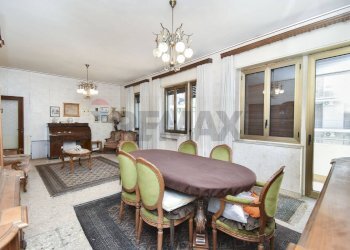 Sala da pranzo - Appartamento Via Fimia
 
18, Catania - foto 1