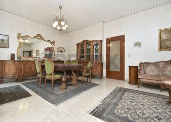 Sala da pranzo - Appartamento Via Fimia
 
18, Catania - foto 11