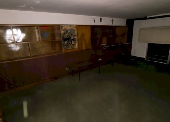 Stanza vuota - Commercial Premises Via Minghetti
39, Giarre - photo 9