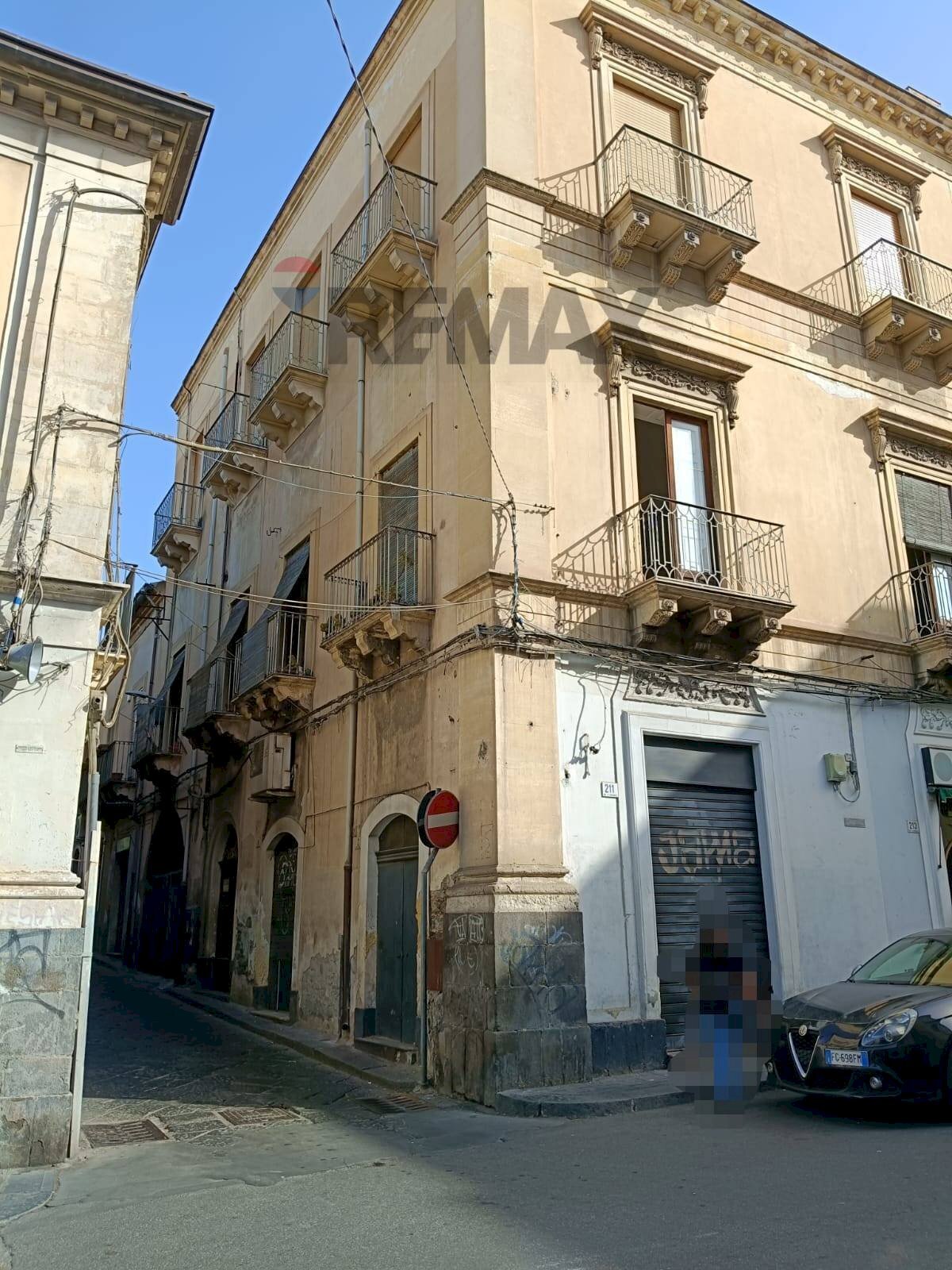 Edificio all\'aperto - Appartamento Via Santa Teresa
 
6, Paterno - foto 1