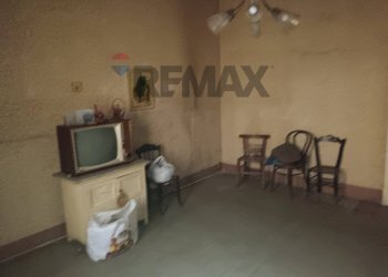 Soggiorno - Appartamento Via Santa Teresa
 
6, Paterno - foto 18