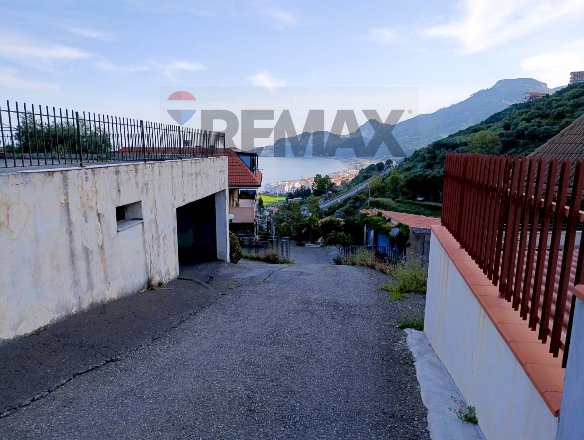 Edificio all\'aperto - Three-room apartment Contrada Sillemi
snc, Letojanni - photo 2