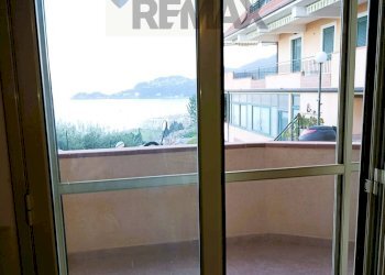 Balcone - Three-room apartment Contrada Sillemi
 
snc, Letojanni - photo 16