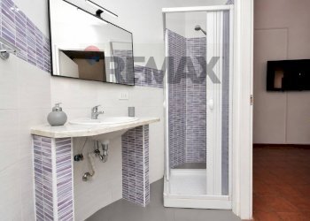 Bagno - Two-room apartment Via Plebiscito
 
59, Catania - photo 15