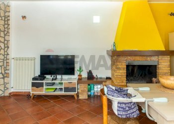 Soggiorno - Attico Via Pulei
 
39, Mascalucia - foto 4