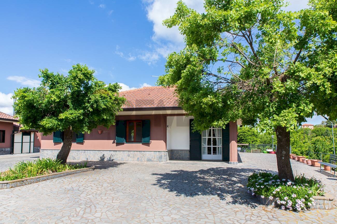 Casa all\'aperto - Villa Contrada Calcerana Marina Piazza Aretusa
 
snc, Biancavilla - photo 1