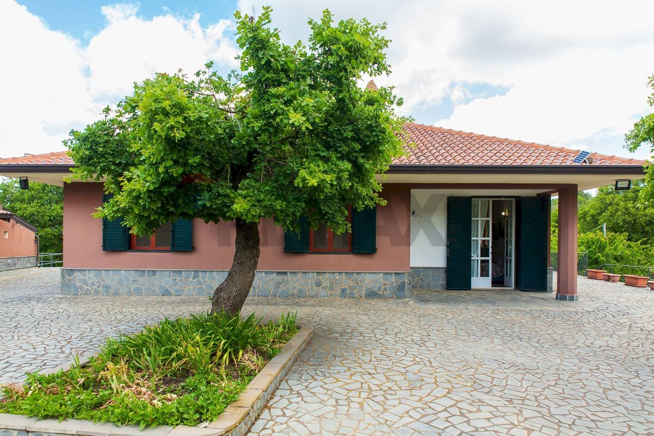 Casa all\'aperto - Villa Contrada Calcerana Marina Piazza Aretusa
snc, Biancavilla - photo 2